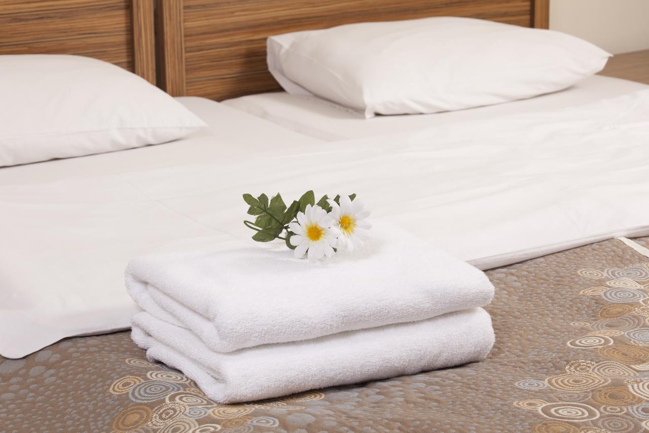 Das Ostseehotel Blekendorf エクステリア 写真